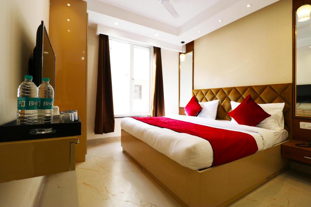 Leo Saffron - Corporate Pitampura Hotel Delhi (National Capital Territory of India)
