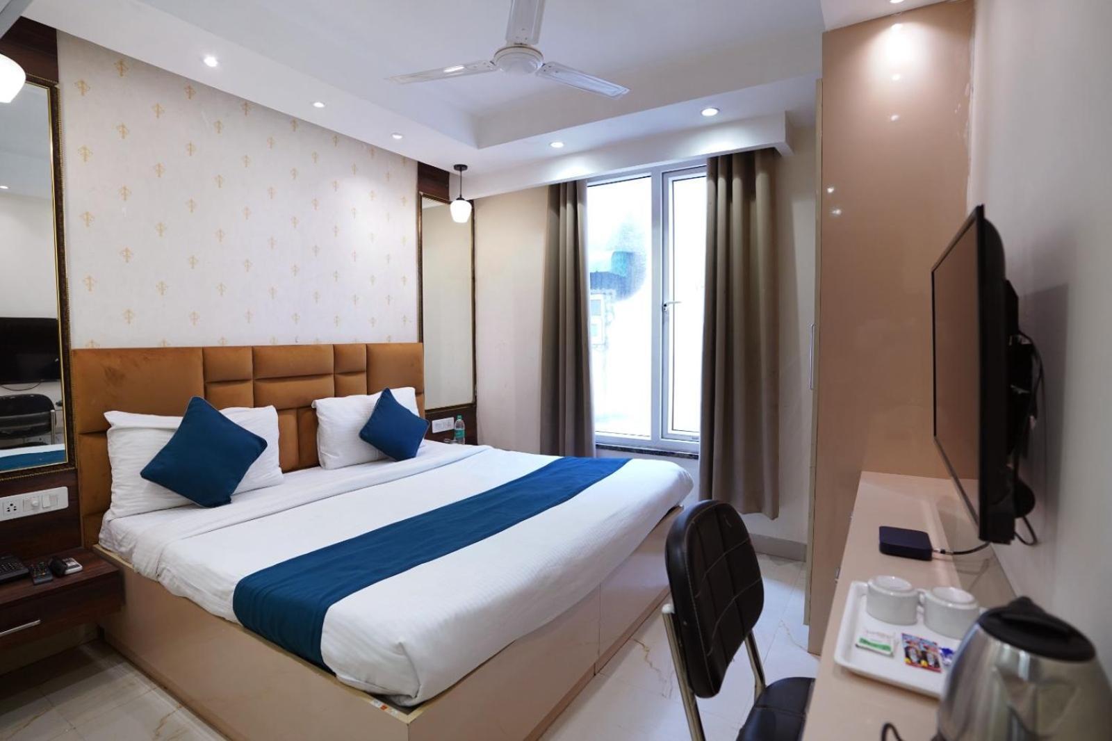 Leo Saffron - Corporate Pitampura Delhi (National Capital Territory of India)